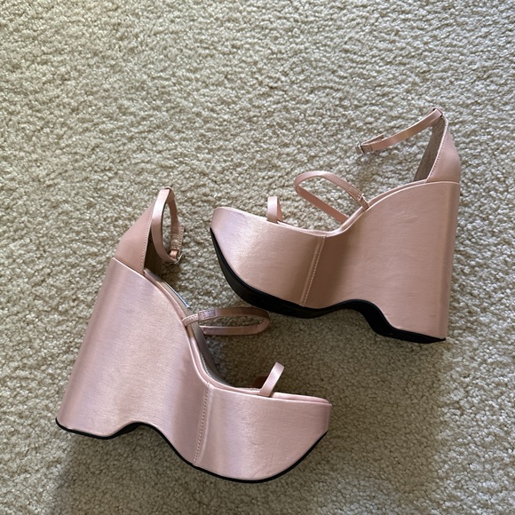 Steve Madden VARIA BLUSH Heels - Picture 5 of 6